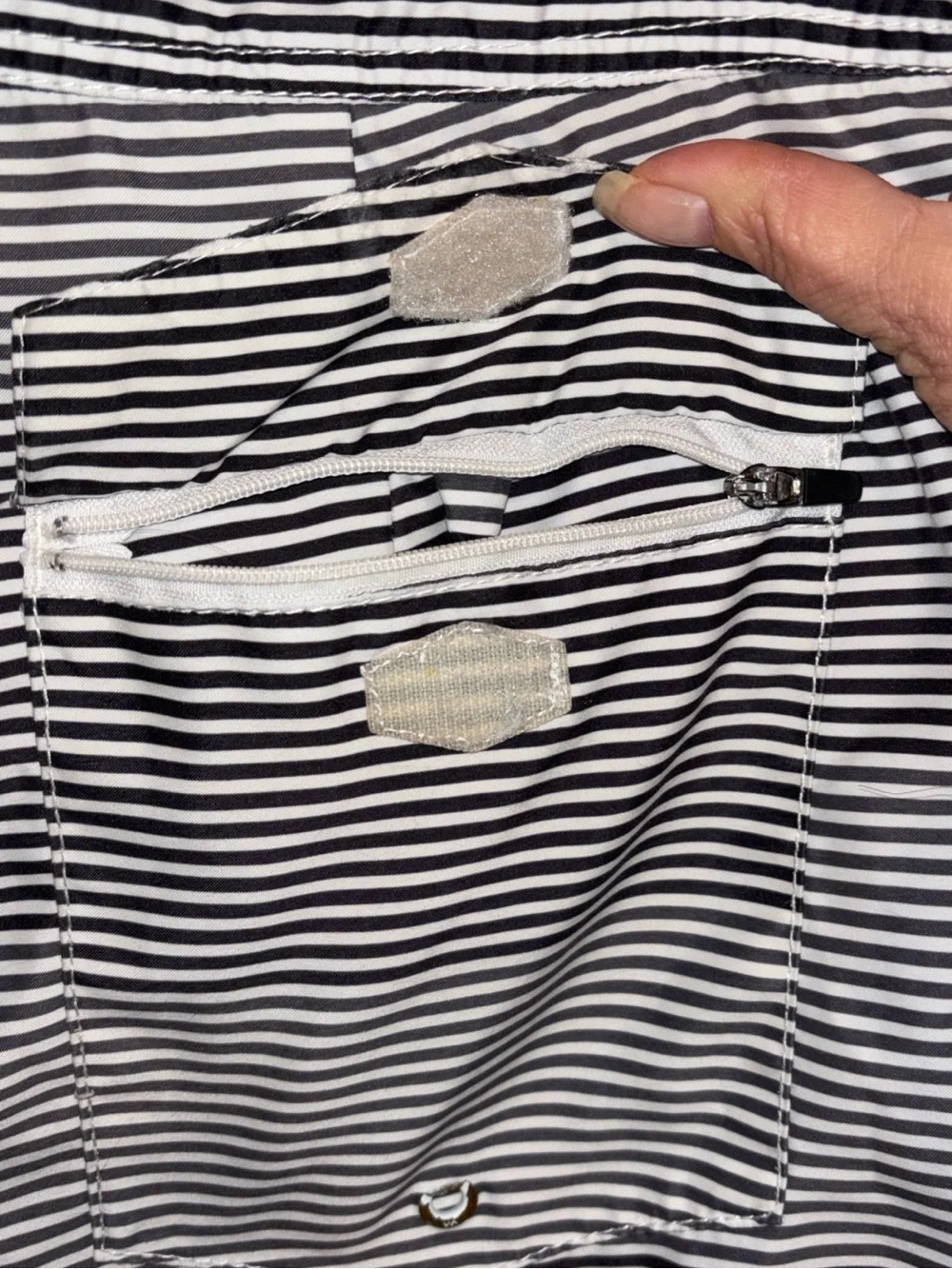 RVCA men’s board shorts black white striped tie waist size 31